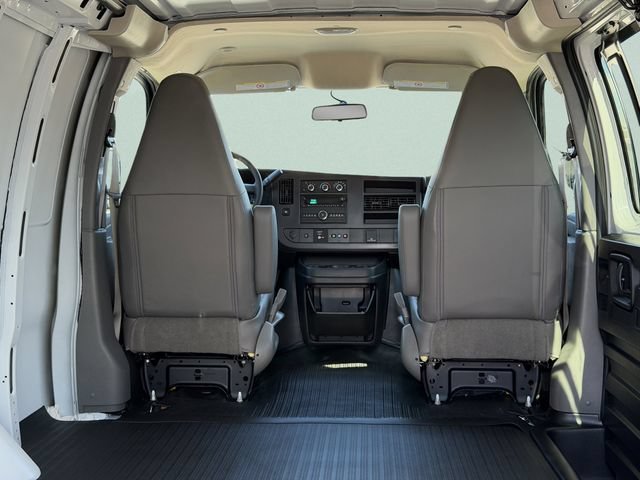 2025 Chevrolet Express Cargo Work Van - Photo 13
