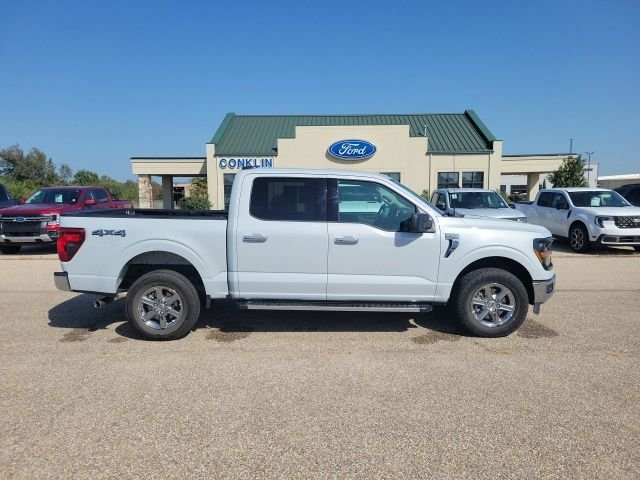 Used 2025 White Ford XLT image 23