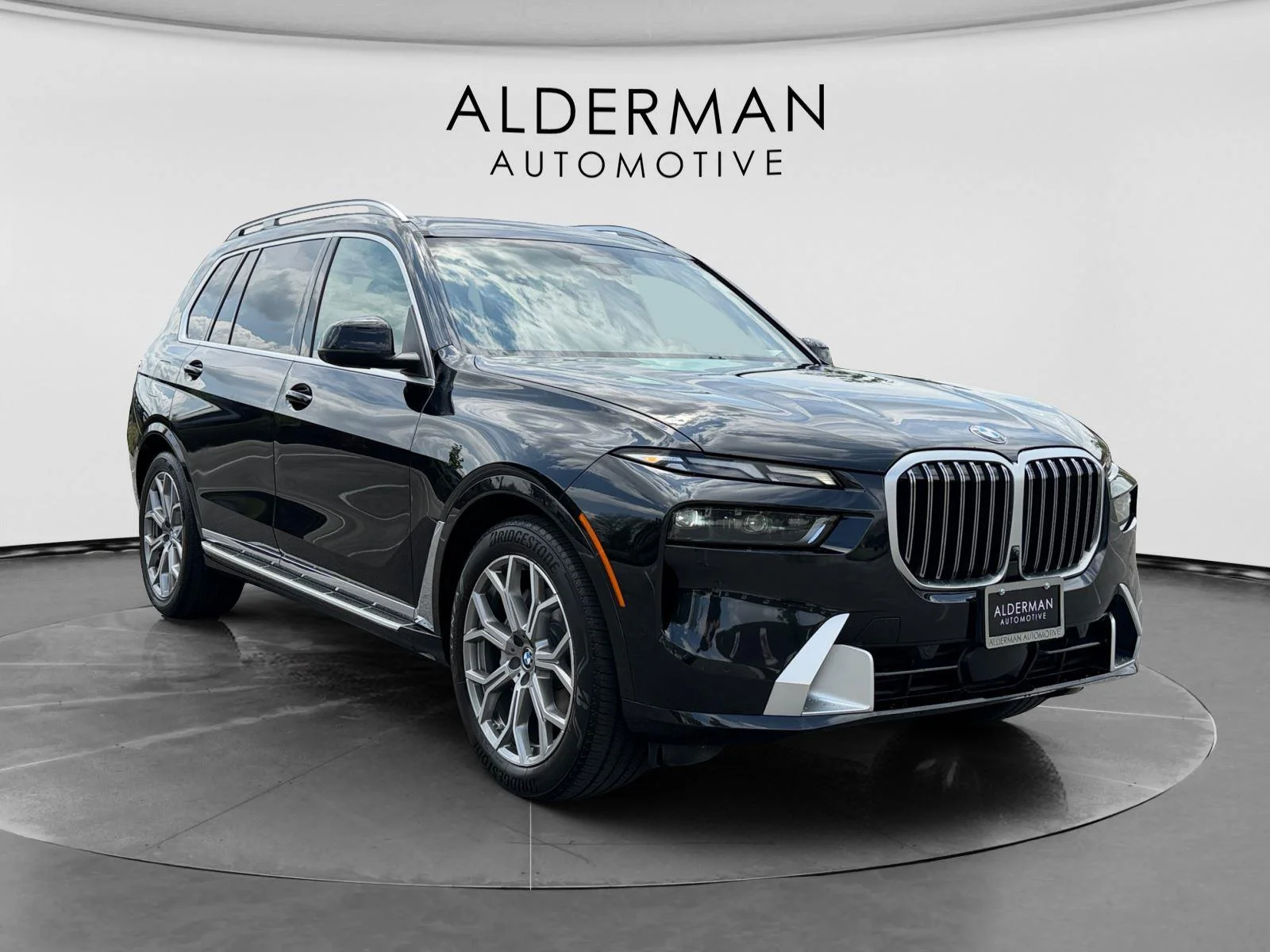 Used 2023 Black Sapphire Metallic BMW xDrive40i image 8