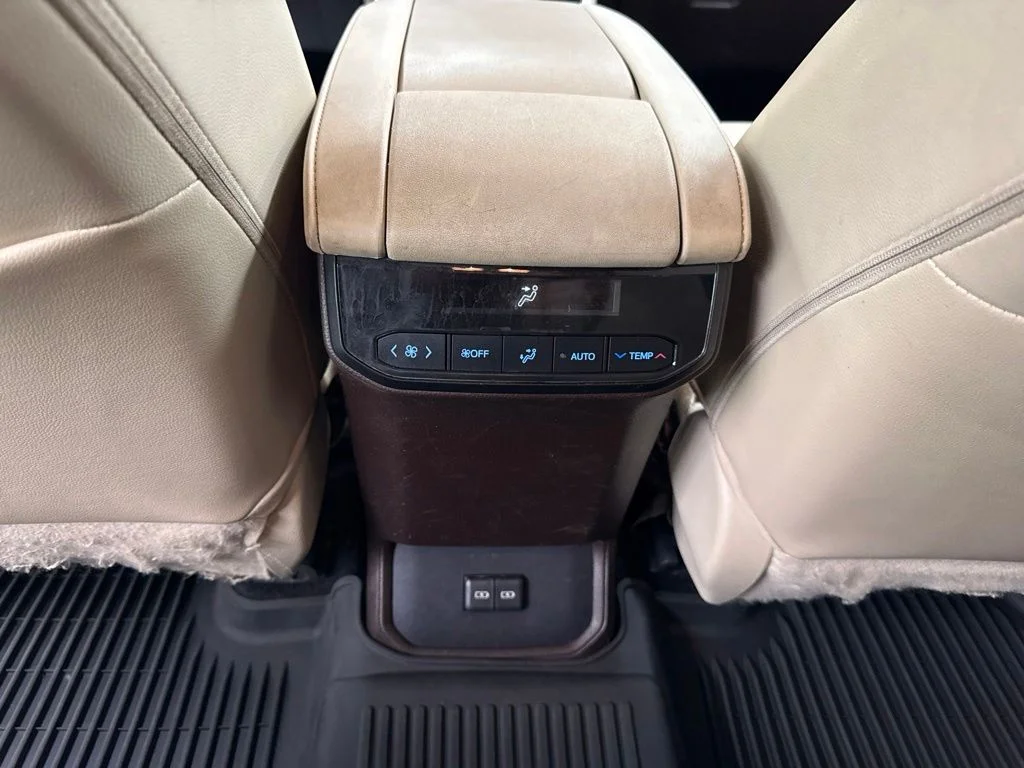 Used 2022 Beige Toyota XLE image 21