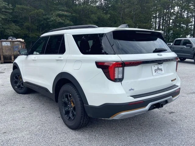 New 2026 White Ford Tremor image 4