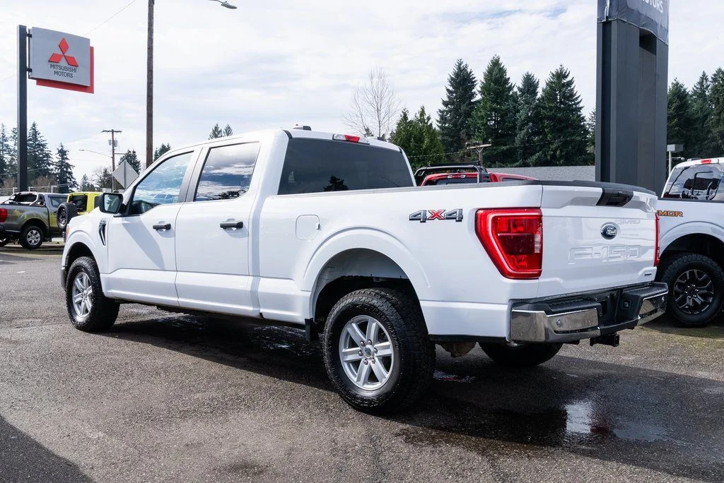 Used 2022 White Ford XLT image 4