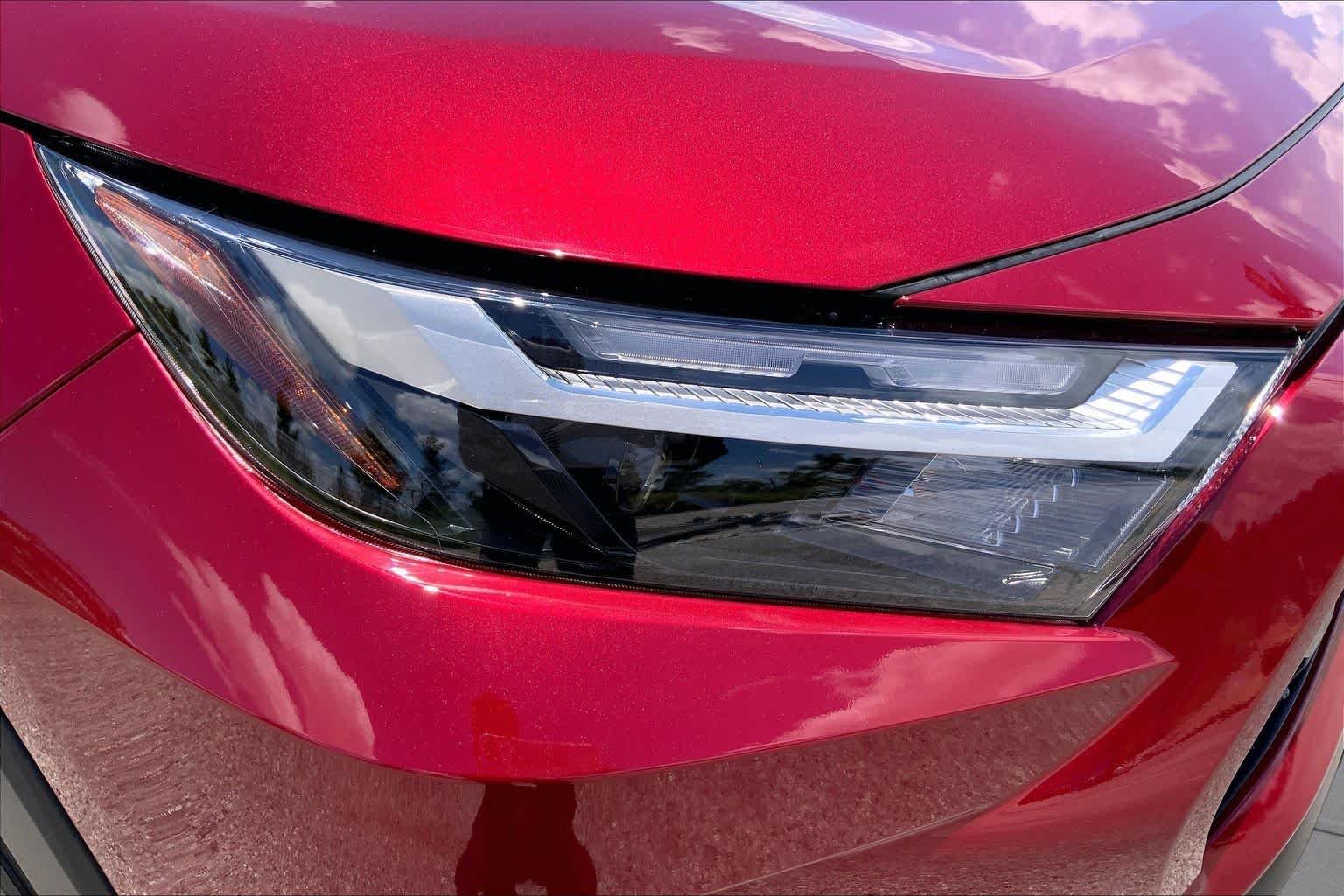 Used 2025 Ruby Flare Pearl Toyota LE image 27