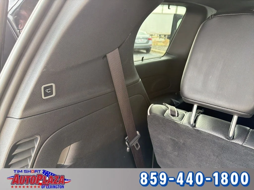 Used 2025 Black Chrysler Limited image 28