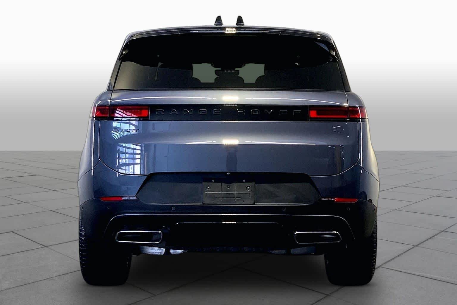 Used 2025 Varesine Blue Metallic Land Rover SE image 5