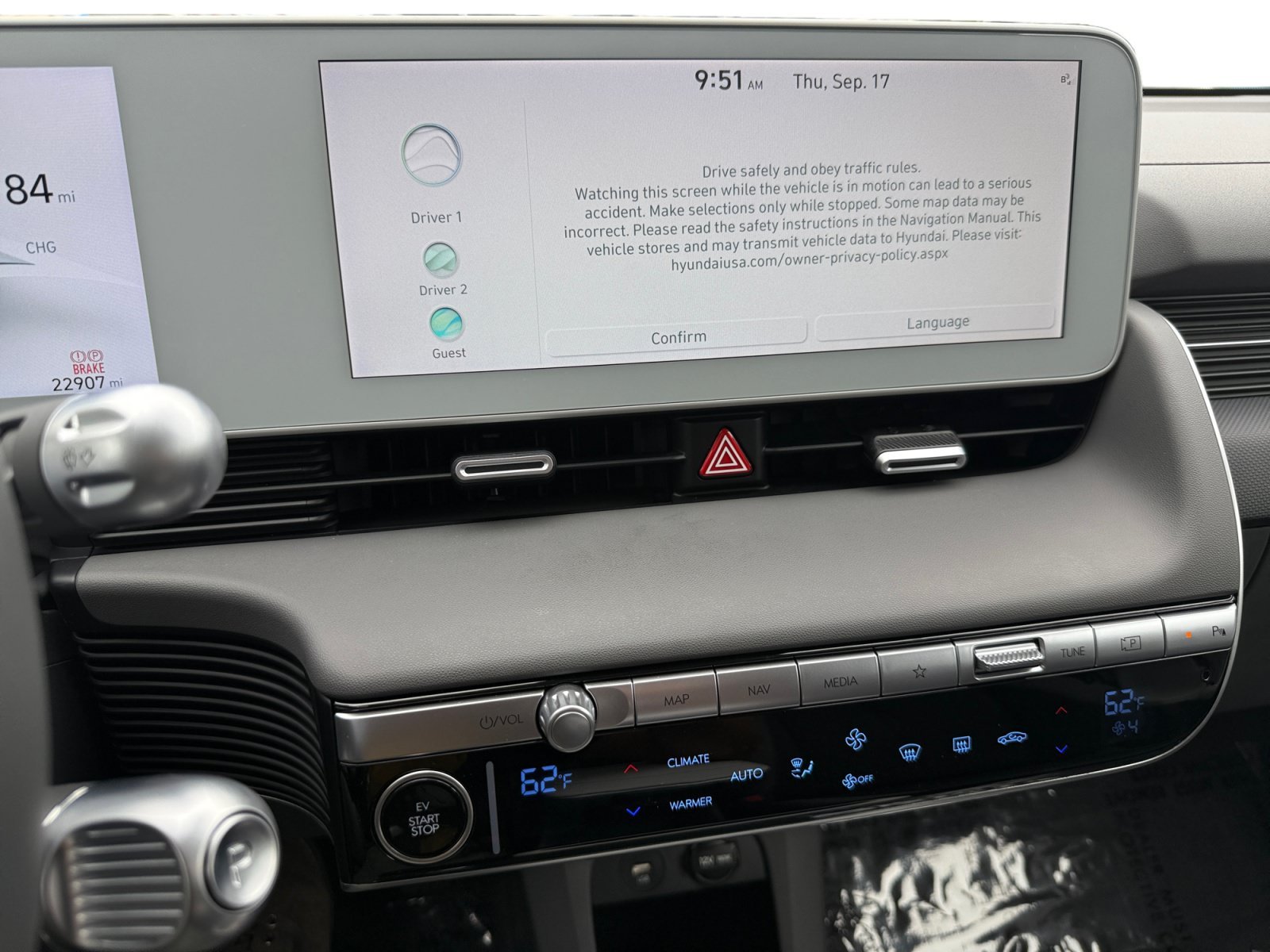 Certified Used 2024 Atlas White Hyundai SEL image 12