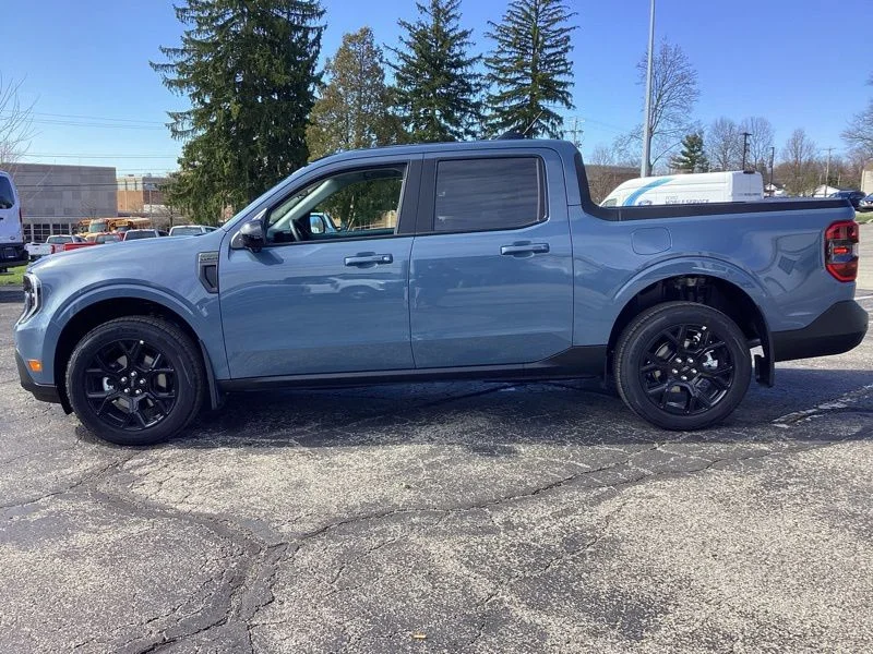 New 2026 Gray Ford Lariat image 5