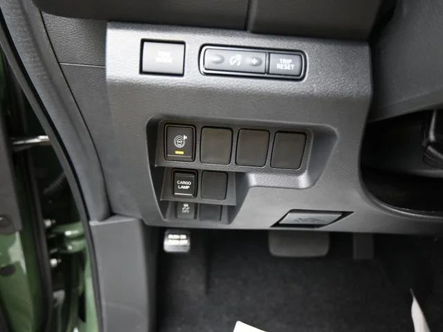 2025 Nissan Frontier PRO-X - Photo 21