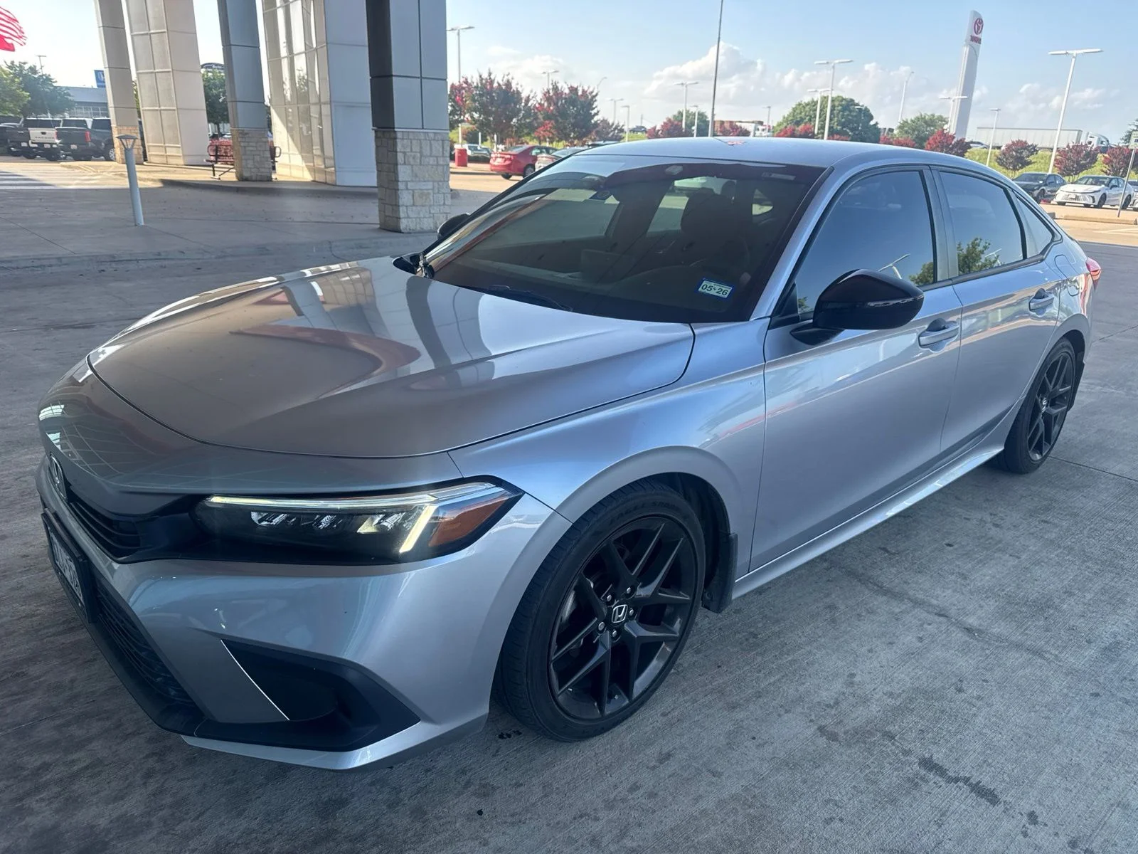 Used 2023  Honda Sport image 1