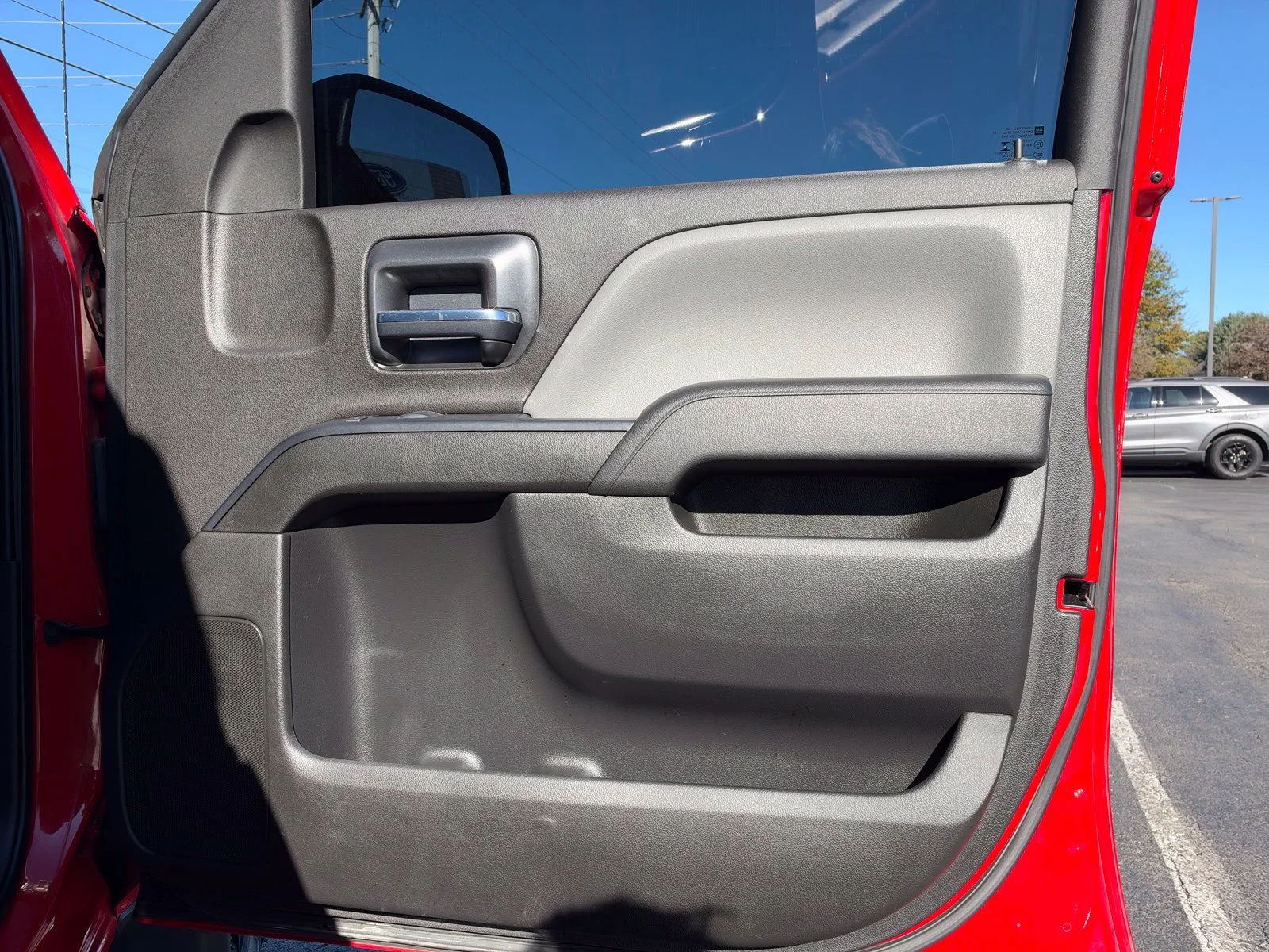 Used 2016 Red Chevrolet Custom image 58