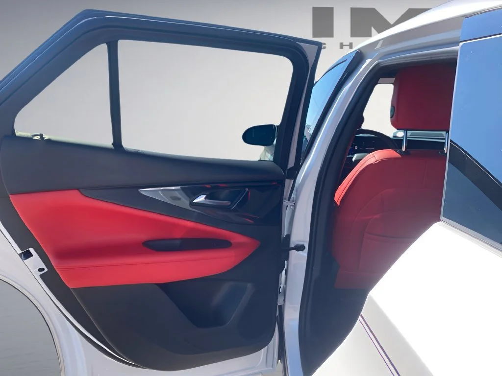 Used 2024 Iridescent Pearl Tricoat Chevrolet RS image 18