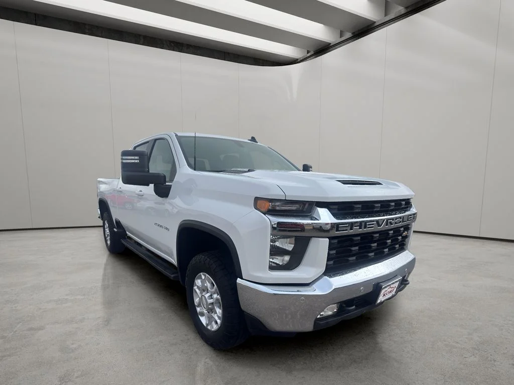 Used 2020 Summit White Chevrolet LT image 7