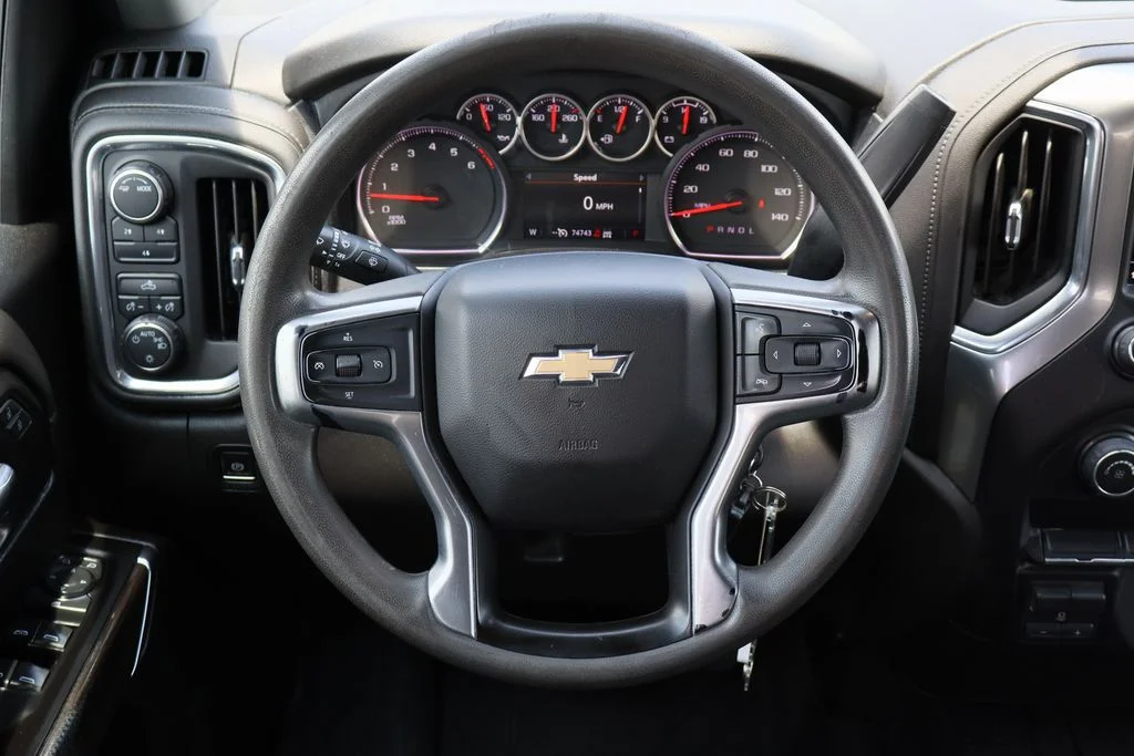 Used 2022 White Chevrolet LT image 14