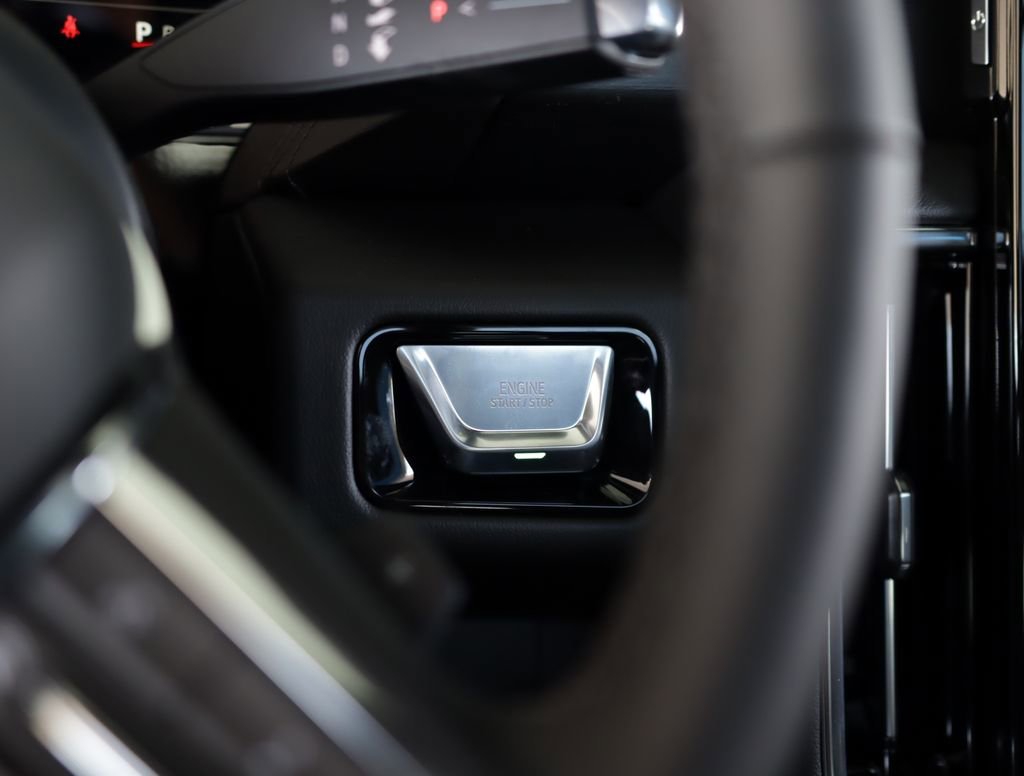 2026 GMC Yukon Denali - Photo 21