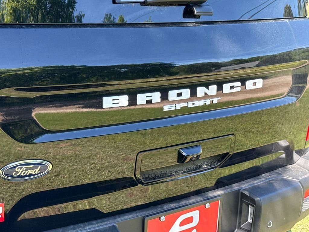 New 2025 Shadow Black Ford Badlands® image 51