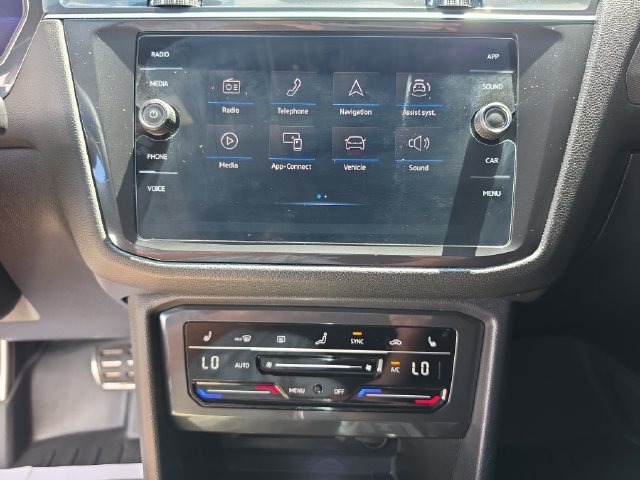 2022 Volkswagen Tiguan 2.0T SE R-Line Black - Photo 21
