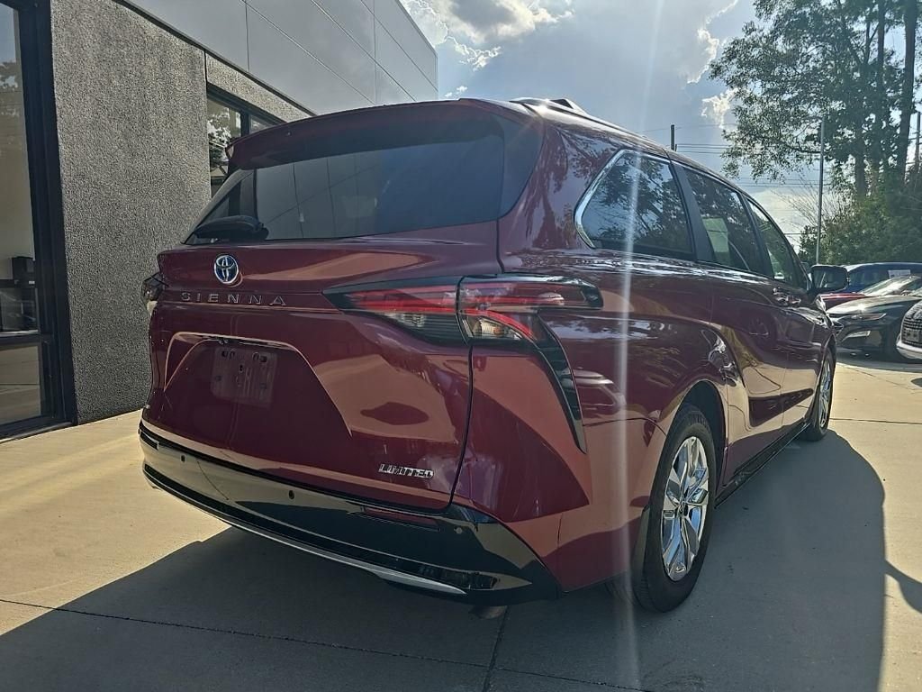Used 2025 Red Toyota Limited image 21
