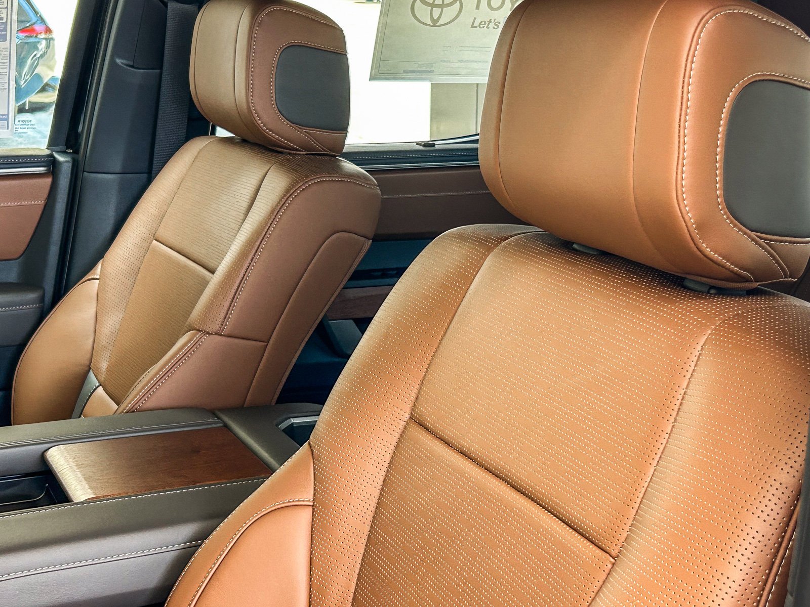 2026 Toyota Tundra 1794 Edition - Photo 23