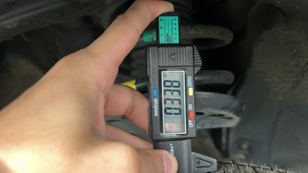 Used 2019 Khaki Subaru 2.0i Limited image 45