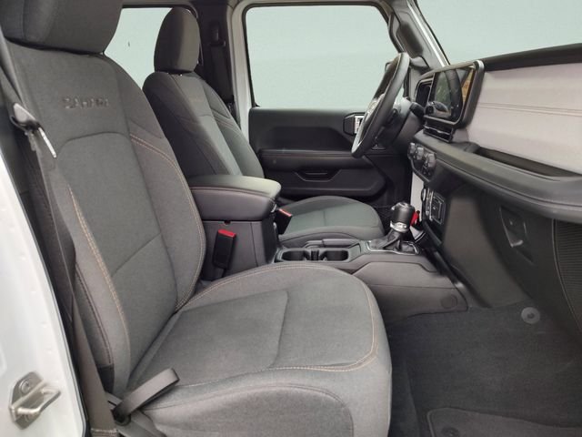Used 2024 White Jeep Sahara 4xe image 30