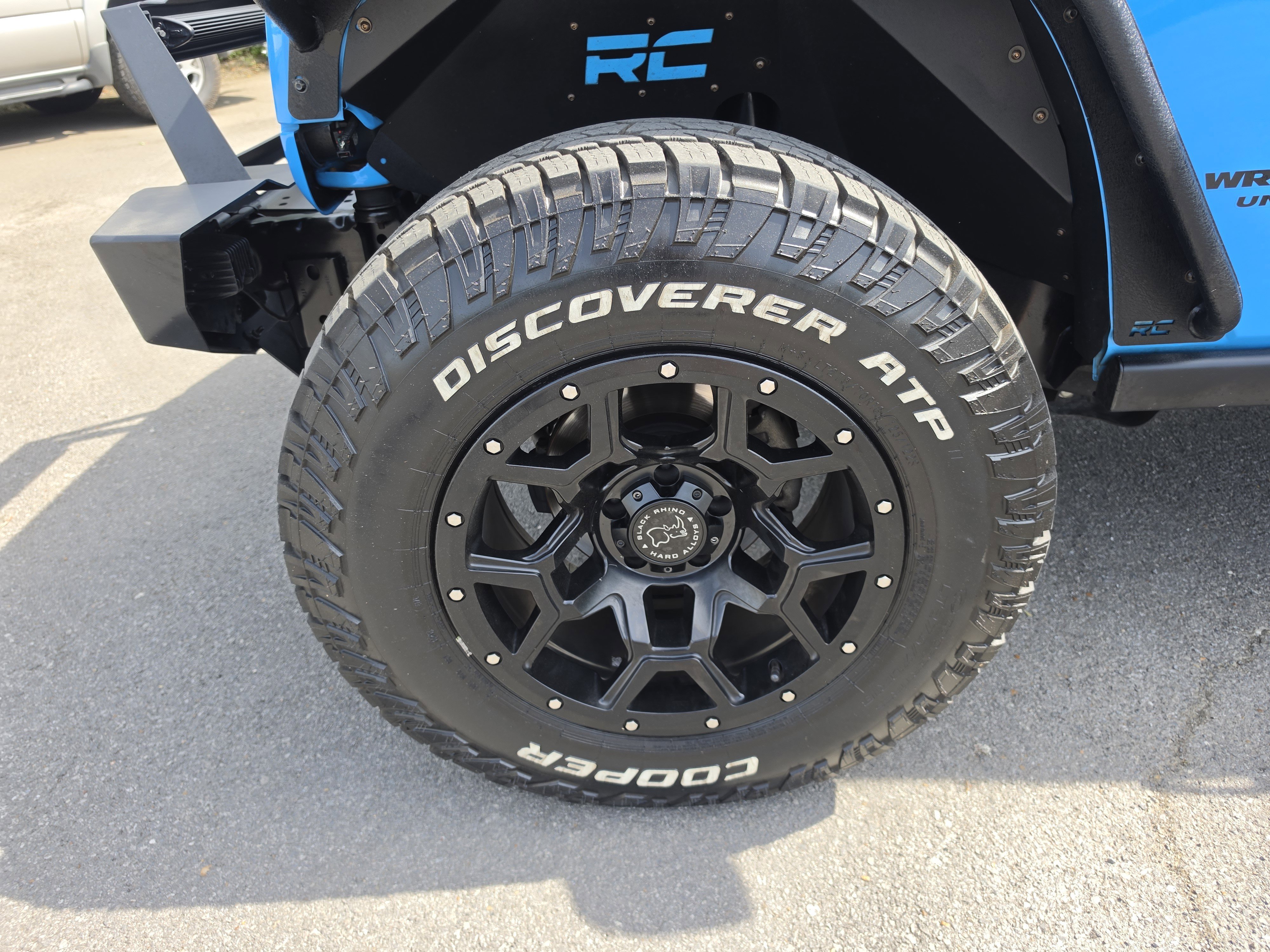 Used 2017 Chief Clearcoat Jeep Rubicon image 26
