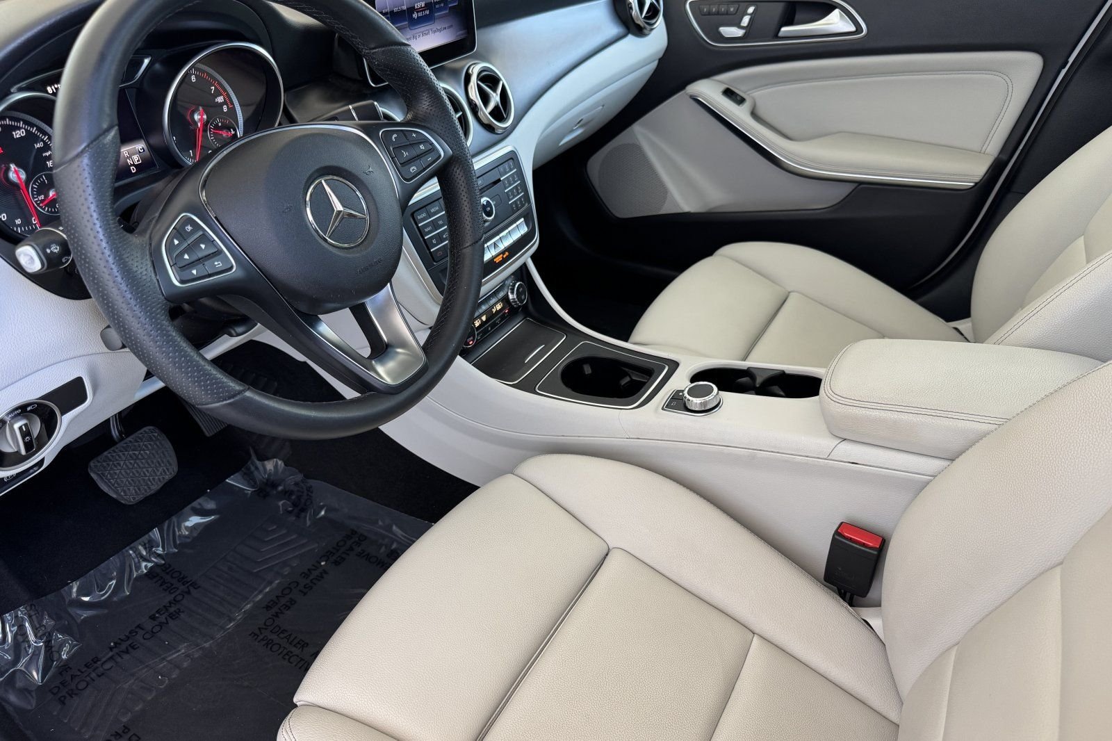 Used 2020 Iridium Silver Metallic Mercedes-Benz 250 image 13