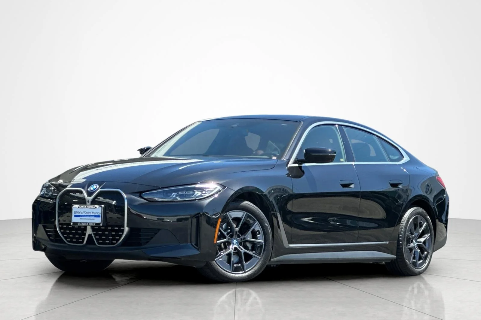 Used 2023 Black Sapphire Metallic BMW eDrive35 image 1