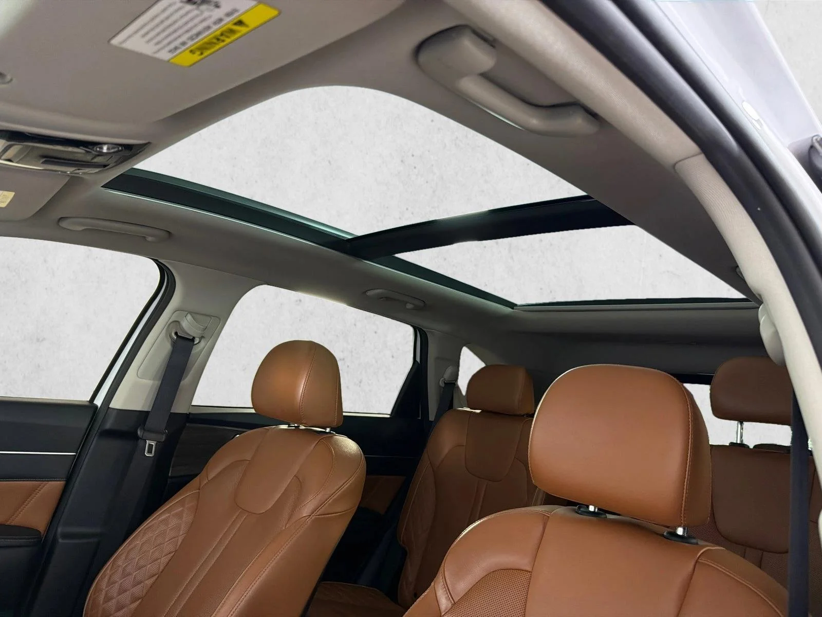 Used 2021 White Kia SX Prestige X-Line image 2