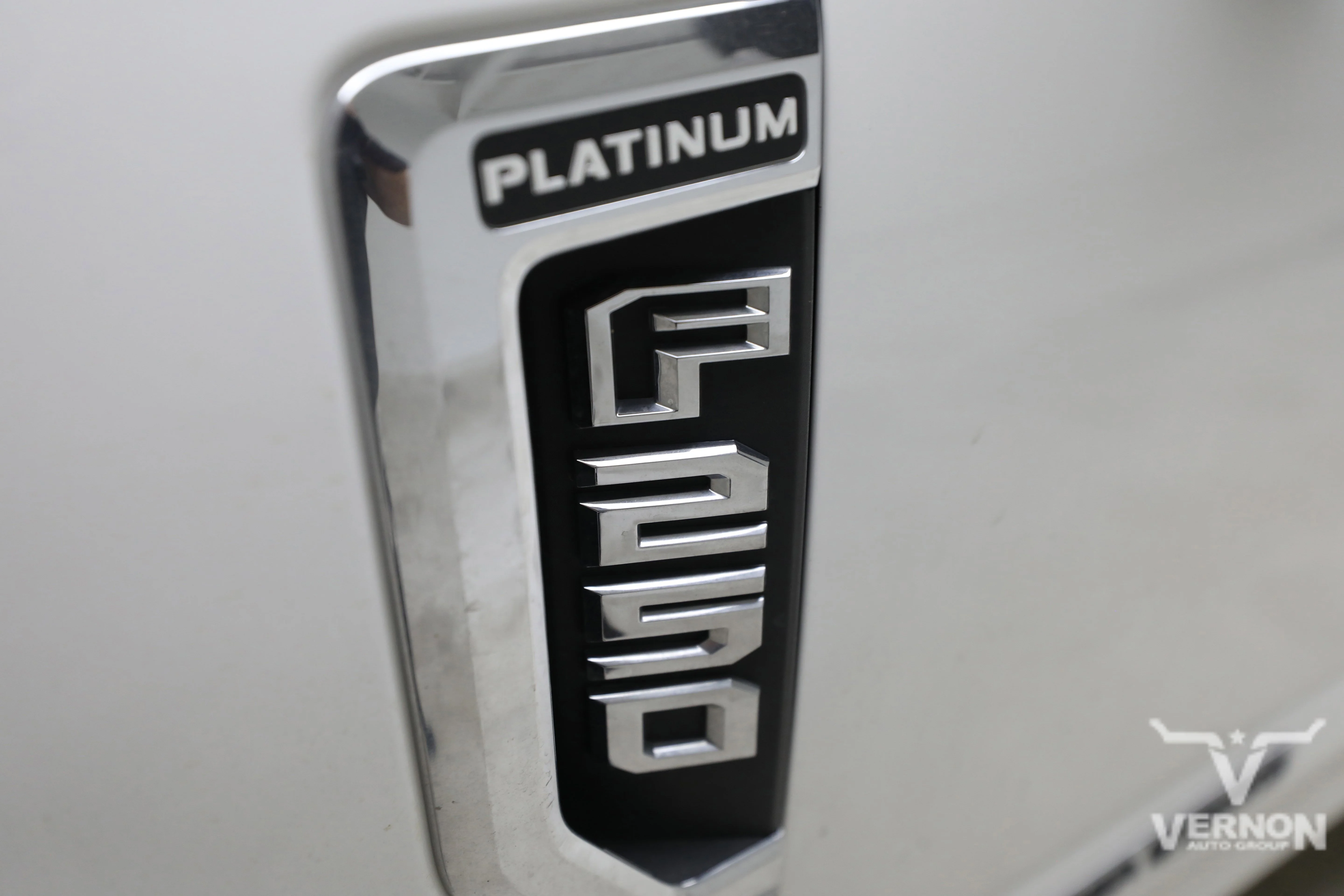Pre-Owned 2022 Ford Super Duty F-250 Platinum Crew Cab 4x4
