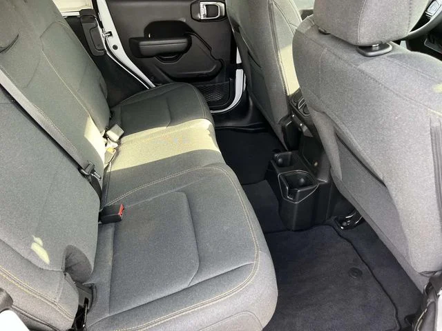 Used 2025 White Jeep Sport S image 21
