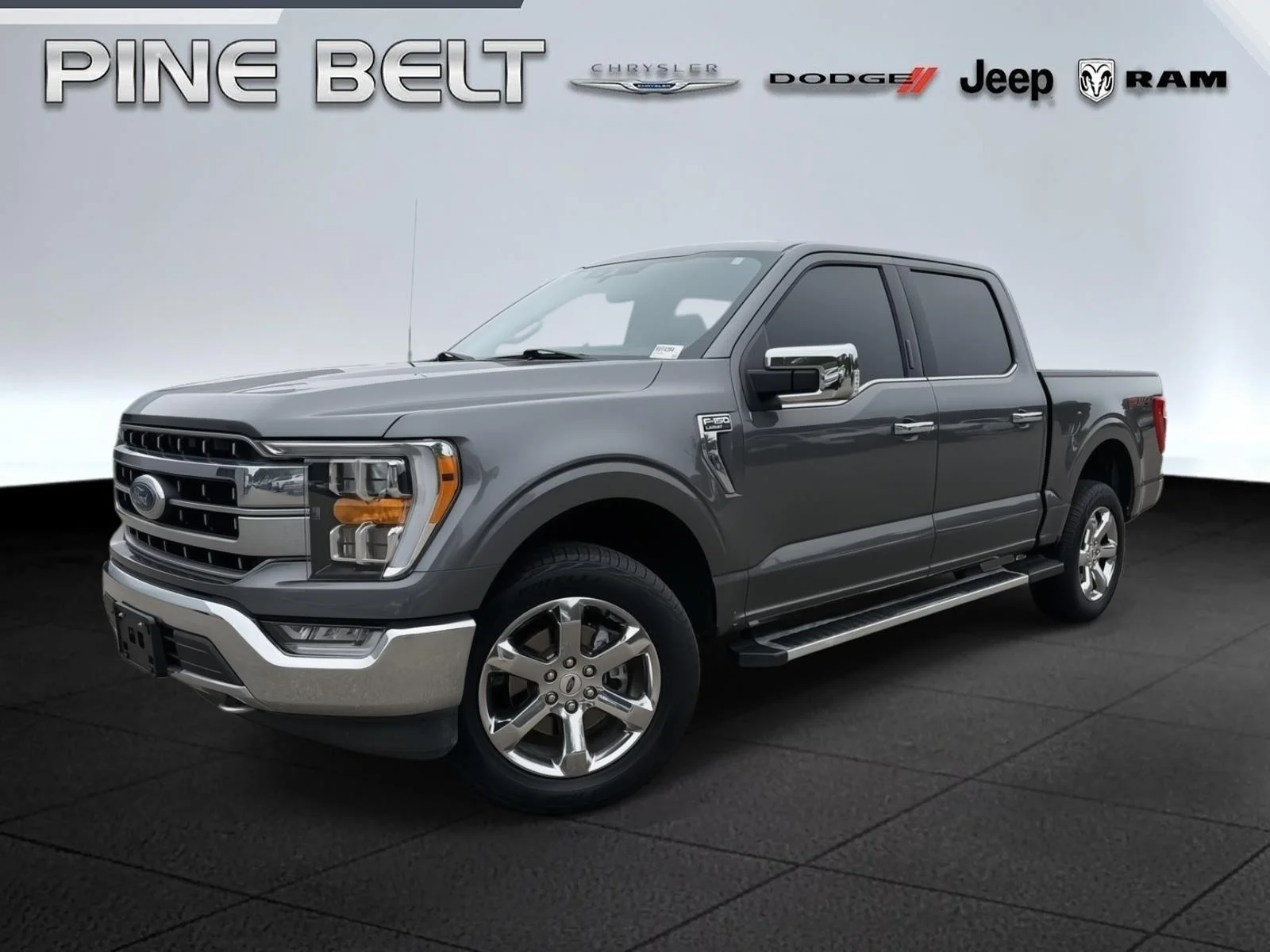 2022 Ford F-150 Lariat 4x4 SuperCrew 5-1/2 Box's photo