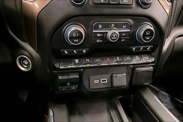 Used 2022 Black Chevrolet High Country image 31