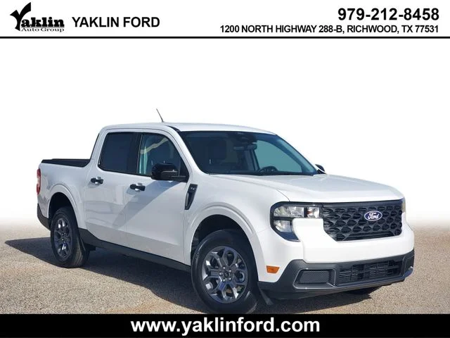 New 2026 Oxford White Ford XLT image 1