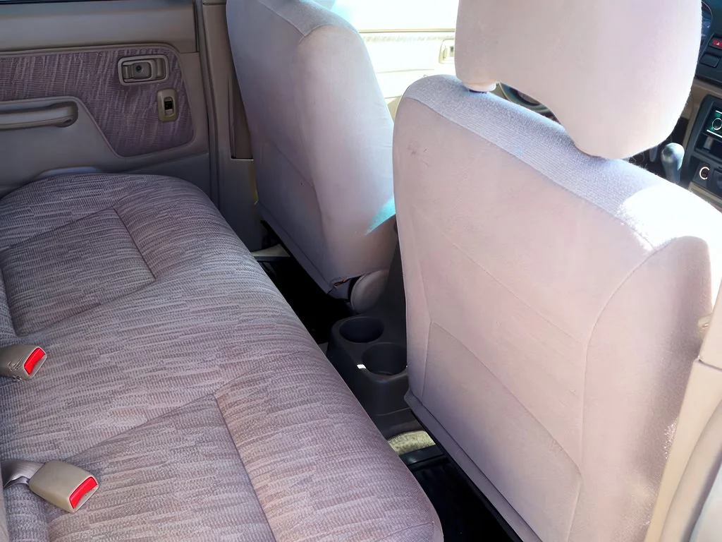 Used 2000 Silver Ice Clearcoat Metallic Nissan SE image 19