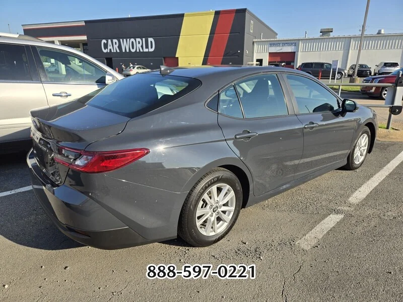 Used 2025 Underground TOYOTA LE image 7