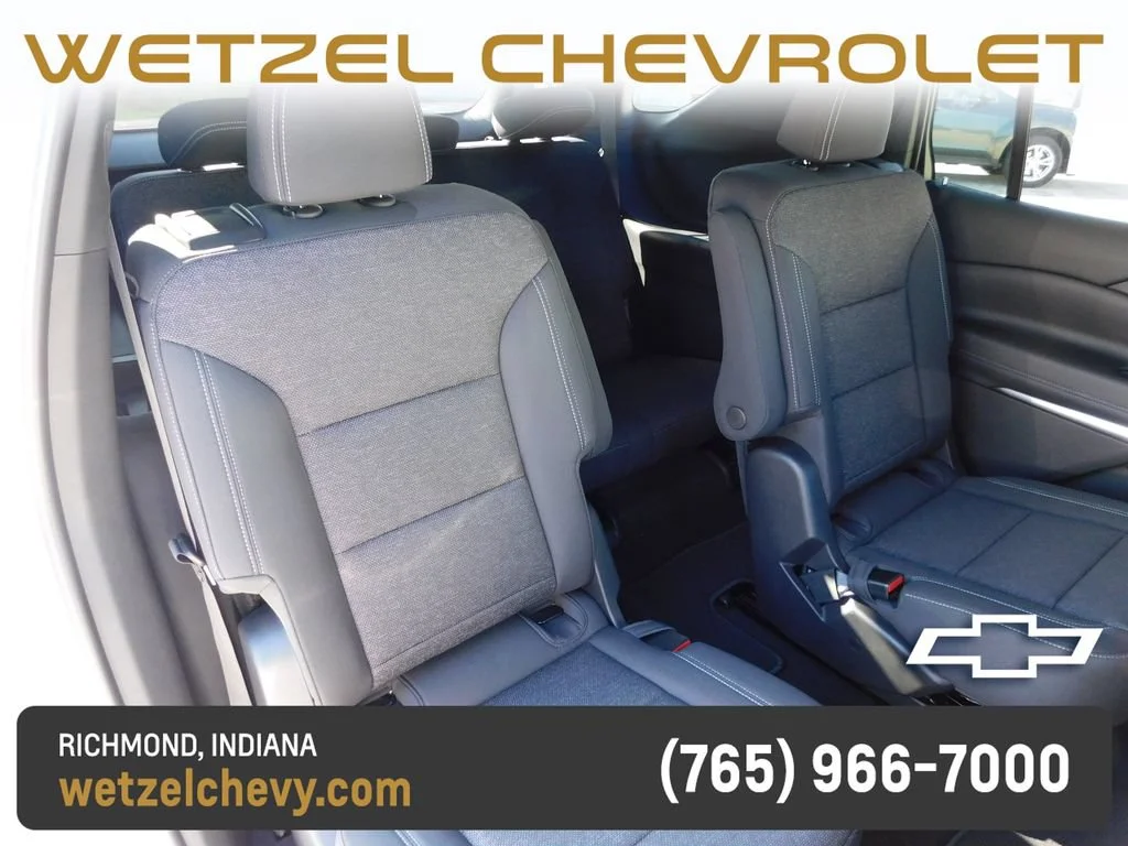 New 2027 Summit White Chevrolet LT image 21