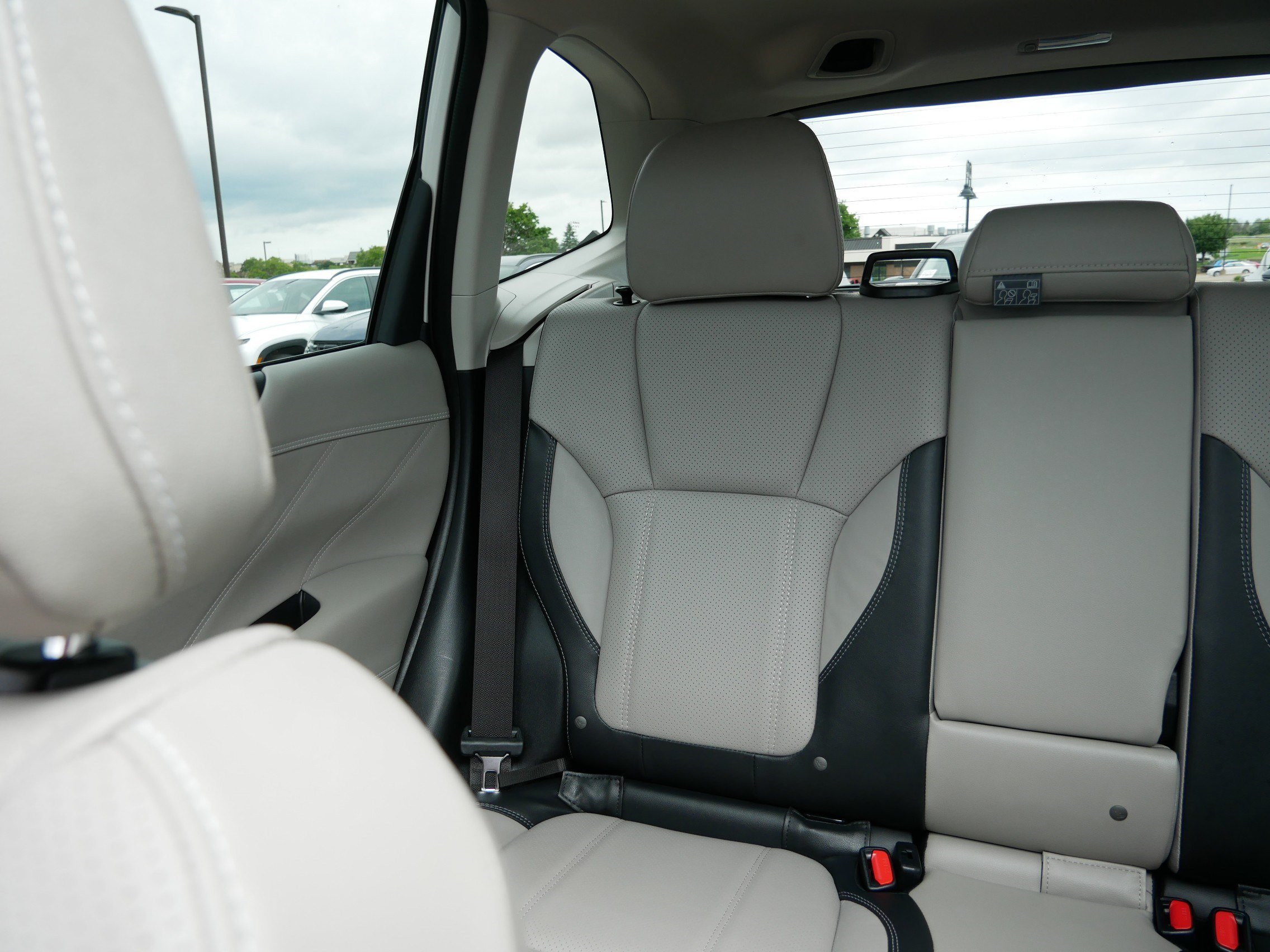 2021 Subaru Forester Limited - Photo 12