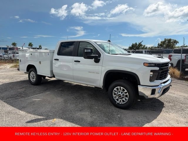 New 2026 Summit White Chevrolet WT image 1