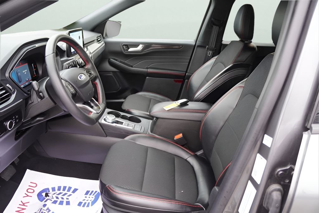 Used 2025 Gray Metallic Ford ST-Line image 17