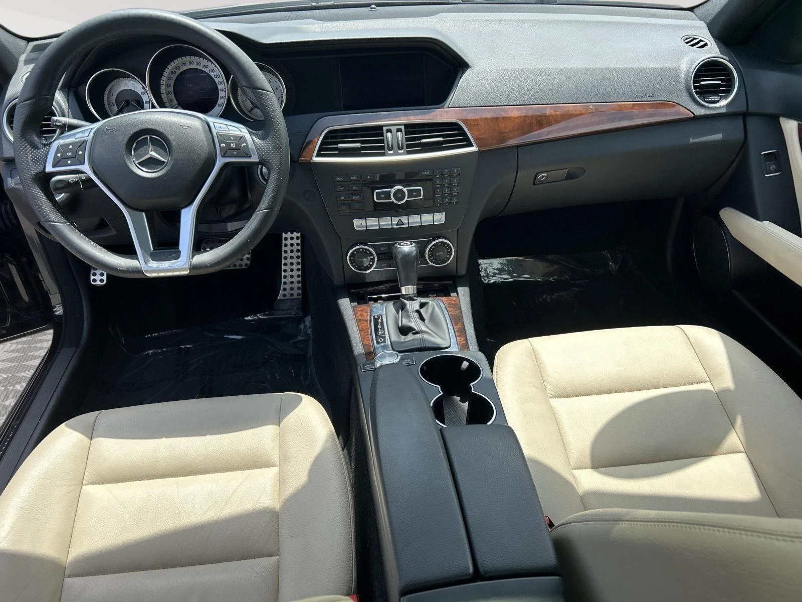 Used 2012  Mercedes-Benz C 300 Sport image 14