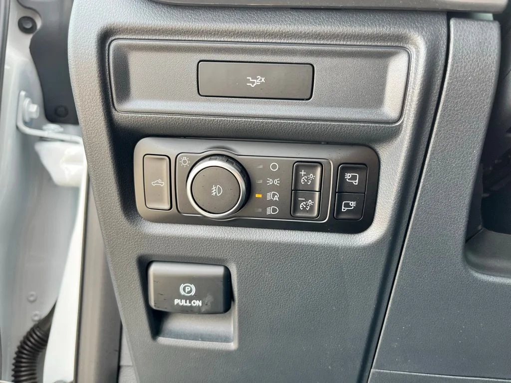 New 2026 White Ford XLT image 16