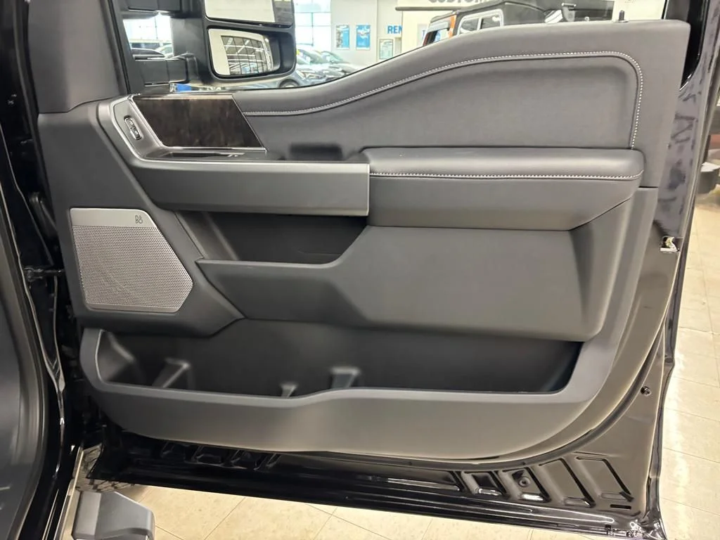 2026 Ford F-350 Super Duty Lariat - Photo 16