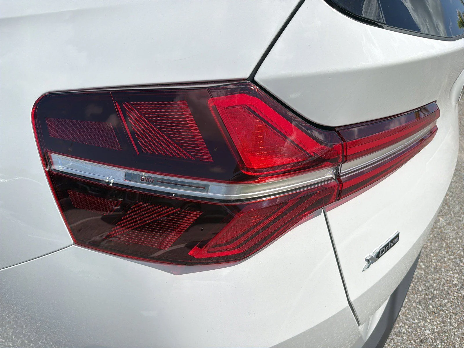 New 2026 Alpine White BMW 30 xDrive image 11