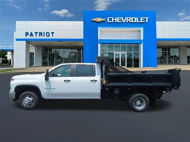New 2025 Summit White Chevrolet Work Truck image 8