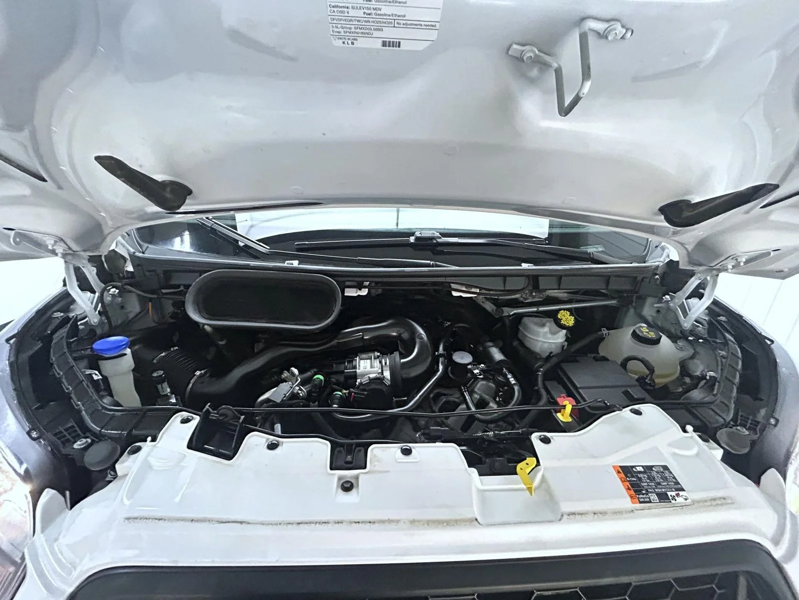 Used 2025 White Ford Base image 23