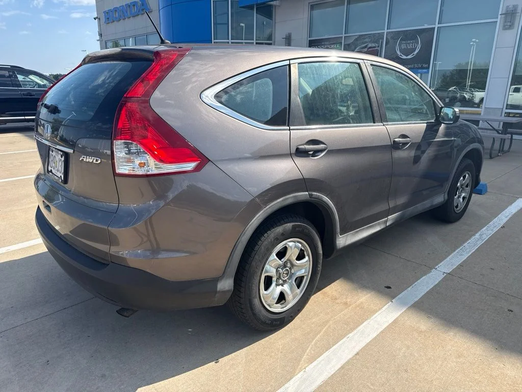 Used 2014  Honda LX image 5