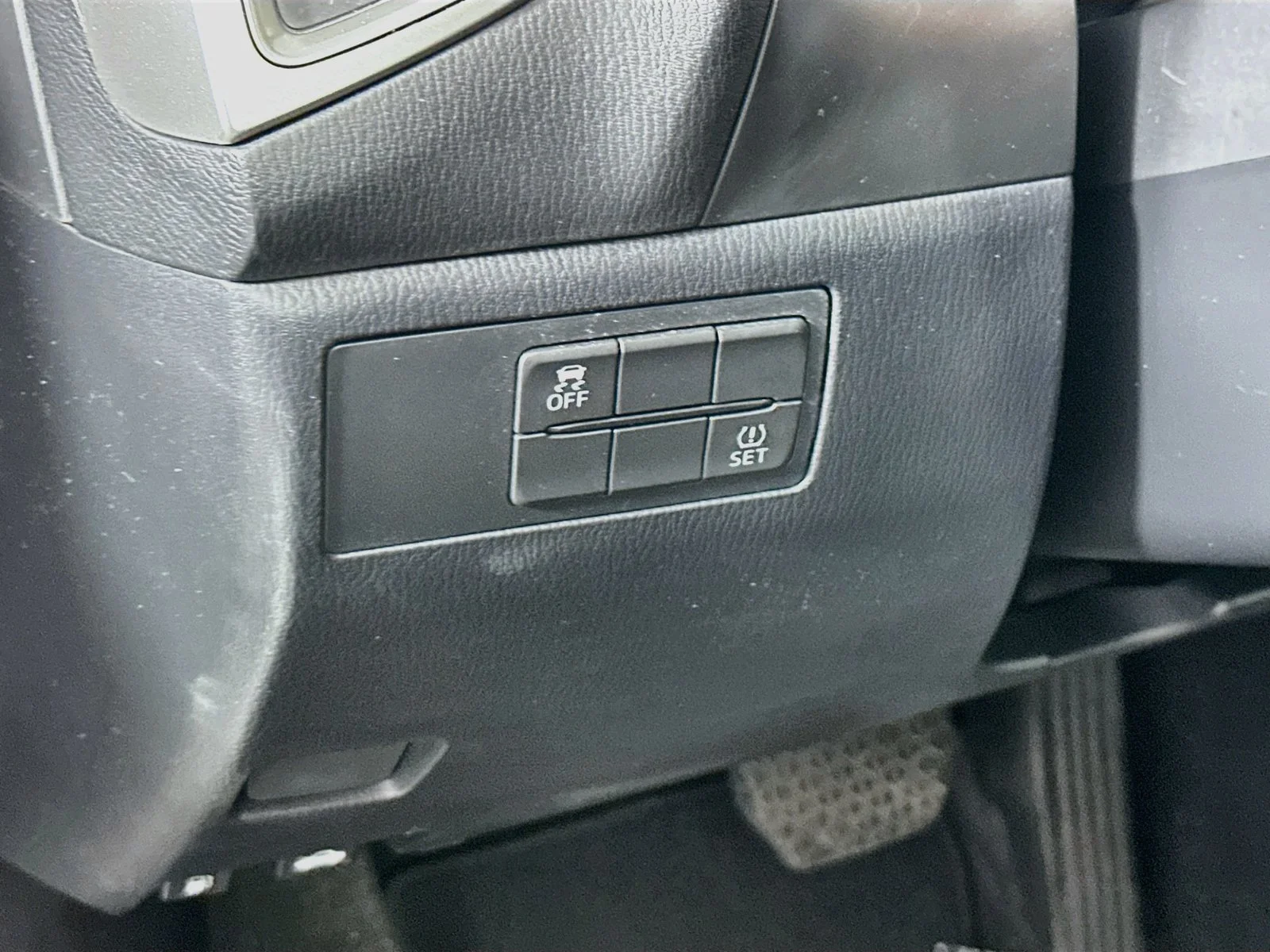 Used 2018 Deep Crystal Blue Mica Mazda Touring image 10