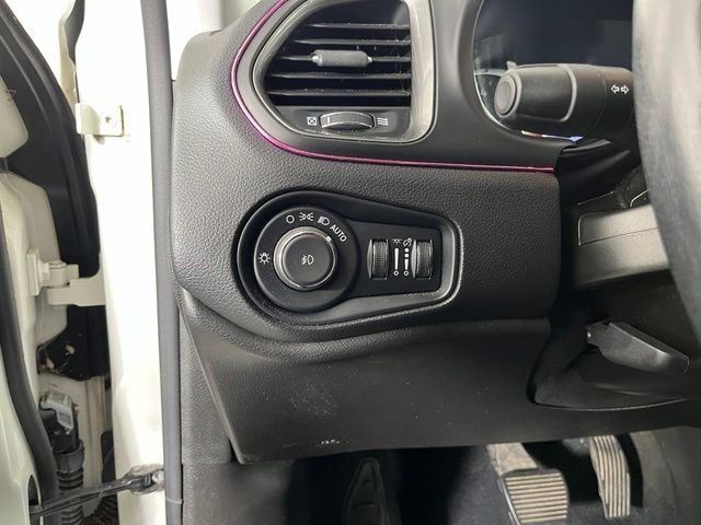 Used 2021 White Jeep Limited image 15