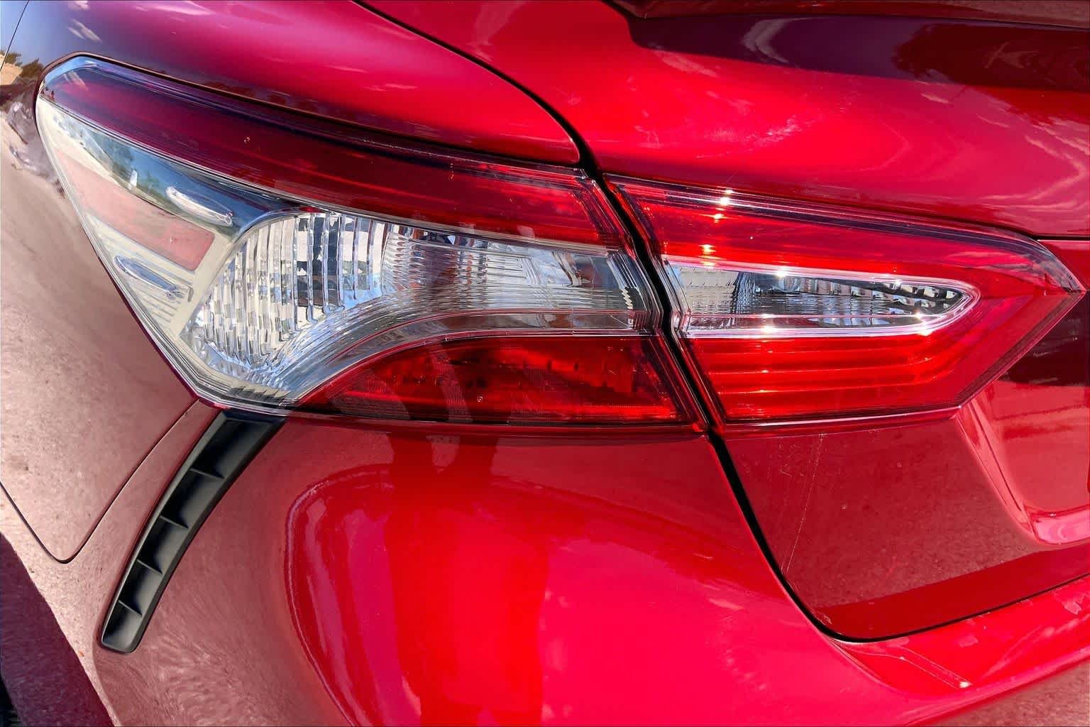 Used 2019 Supersonic Red Toyota SE image 27