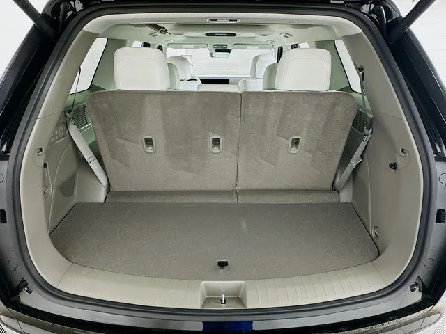 New 2026 Black Hyundai Limited image 25